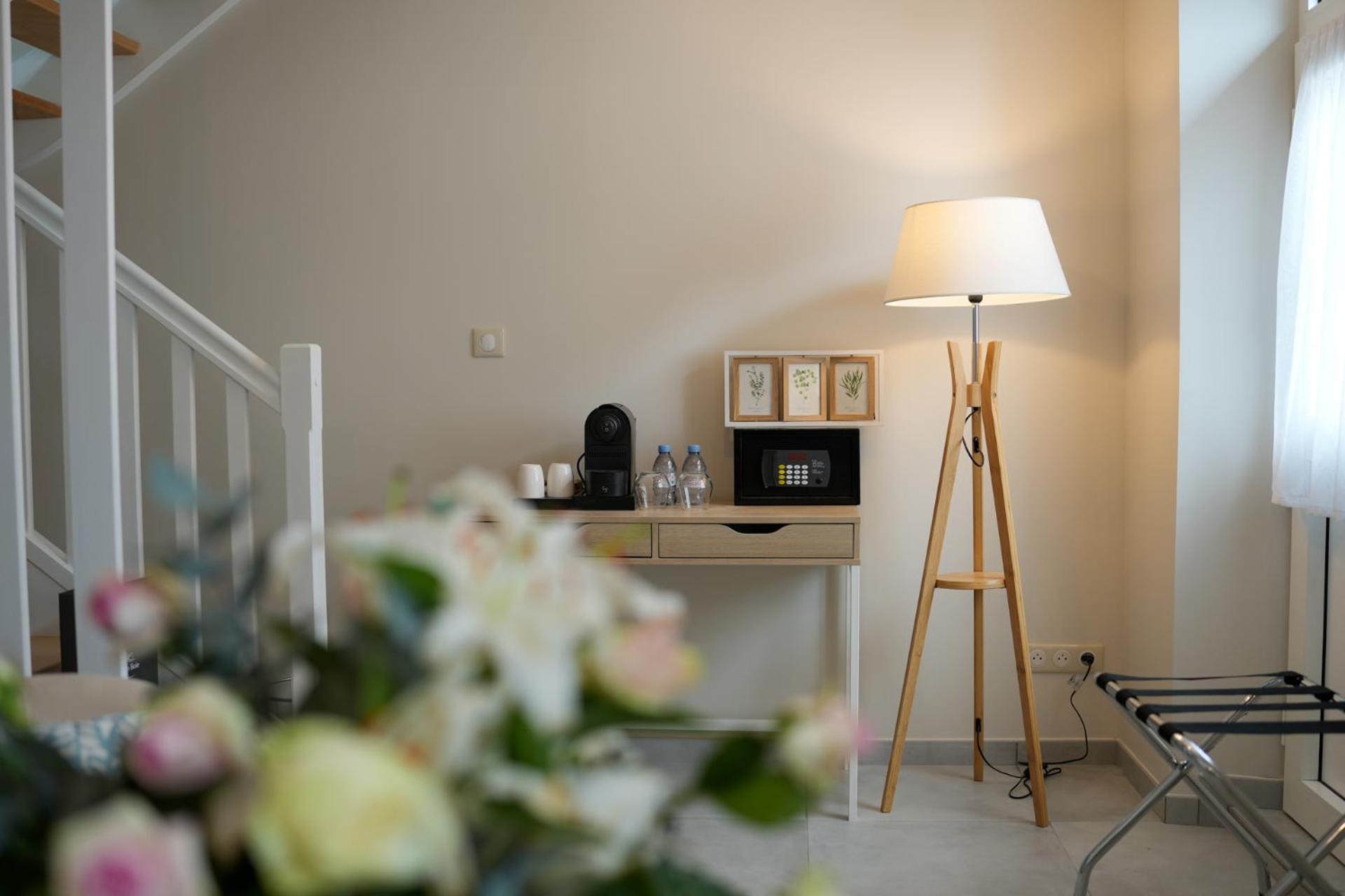 Hotel Echappee En Baie - Parking Prive Gratuit Dont Forfaits Bornes Electriques Reservable Saint-Valery-sur-Somme Room photo